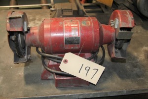 MILWAUKEE 6" DOUBLE END BENCH GRINDER