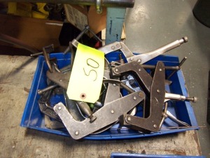 LOT OF ASSORTED C-CLAMPS