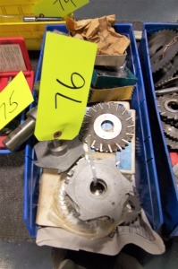 LOT OF MILLING CUTTERS