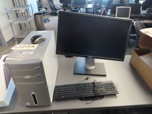 DELL INSPIRON PC WITH MONITOR & KEYBOARD