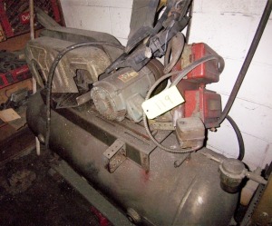 APPROXIMATELY 5HP TANK MOUNTED AIR COMPRESSOR